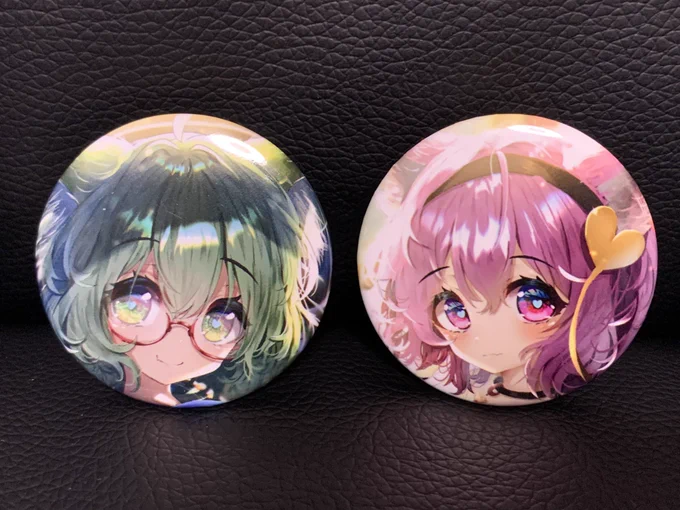 例大祭のグッズたちです!(アクキーのお姉ちゃんの方ミスってちょっとちっちゃくなってしまった) 
