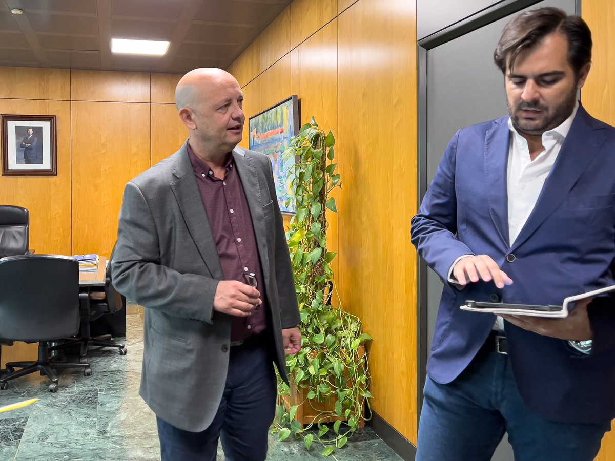 pacorodriguezdh's tweet photo. #DosHermanas cuenta con un importante e innovador tejido empresarial en sectores como la movilidad sostenible o la transición energética. Como la nazarena #2GFSolutions que desarrolla soluciones técnicas enfocadas a la sostenibilidad, eficiencia energética y eco-movilidad. https://t.co/ngjgt4IaKh