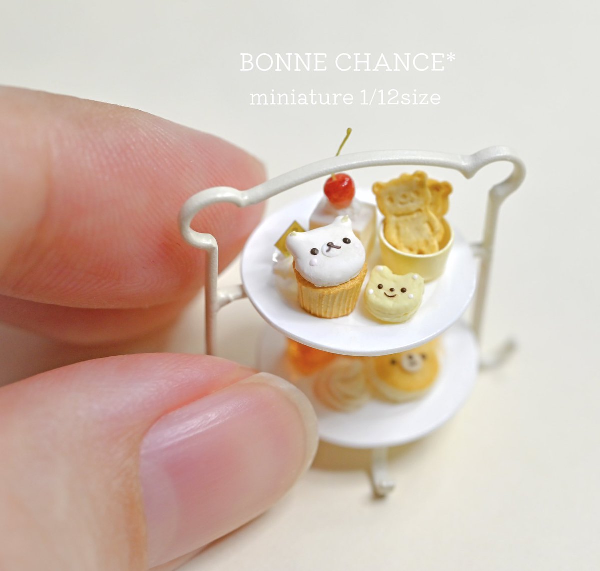 ケーキスタンド のイラスト マンガ コスプレ モデル作品 10 件 Twoucan