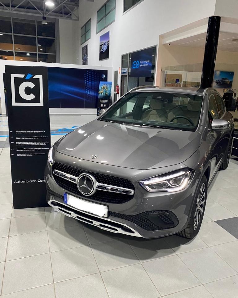MercedesDimovil's tweet photo. ¡Nueva entrega en Dimovil! 👍🏼

En nuestras instalaciones de San Javier hemos entregado este increíble Mercedes-Benz GLA 200d a María del Mar. Muchas gracias por la confianza ¡Esperamos que lo disfrutes! 😜

#MercedesBenz #Cars #GLA #GLA200d https://t.co/MnzamXuUeB