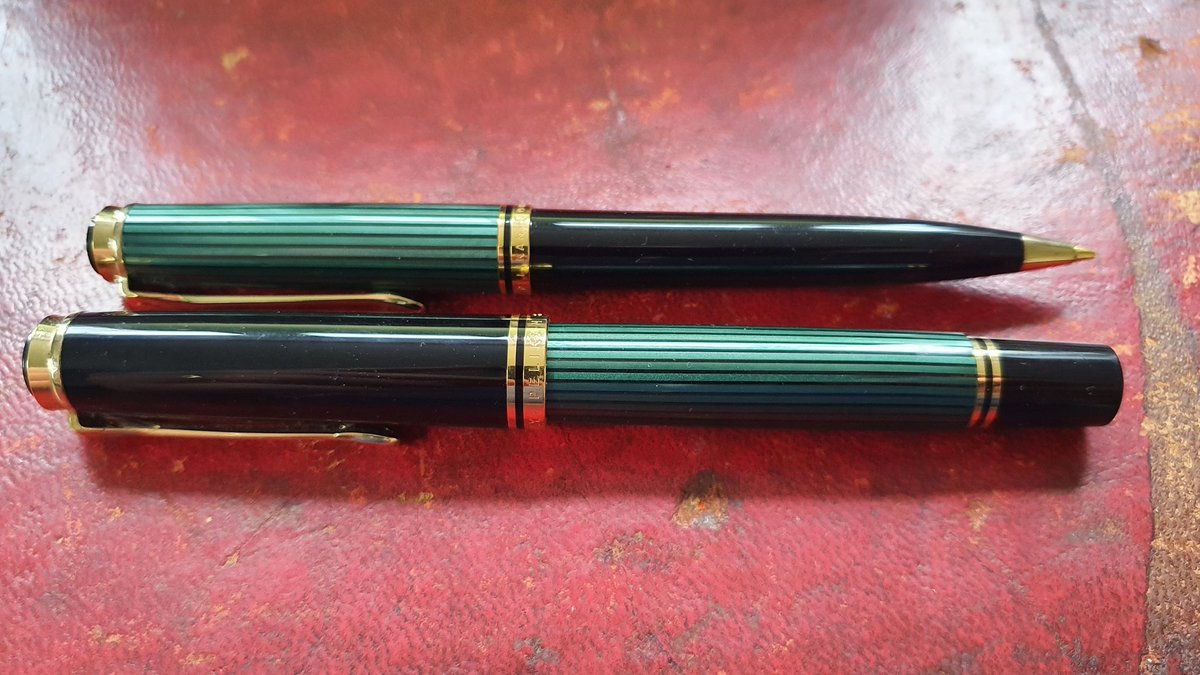 CThomas663's tweet photo. Had managed to forget about these. Tucked away at the back of my desk drawer.

Pelikan, ballpoint and automatic pencil.

Shall have to use them a bit now I've rediscovered them.

#PenTwitter https://t.co/pYYJ5wSf9z