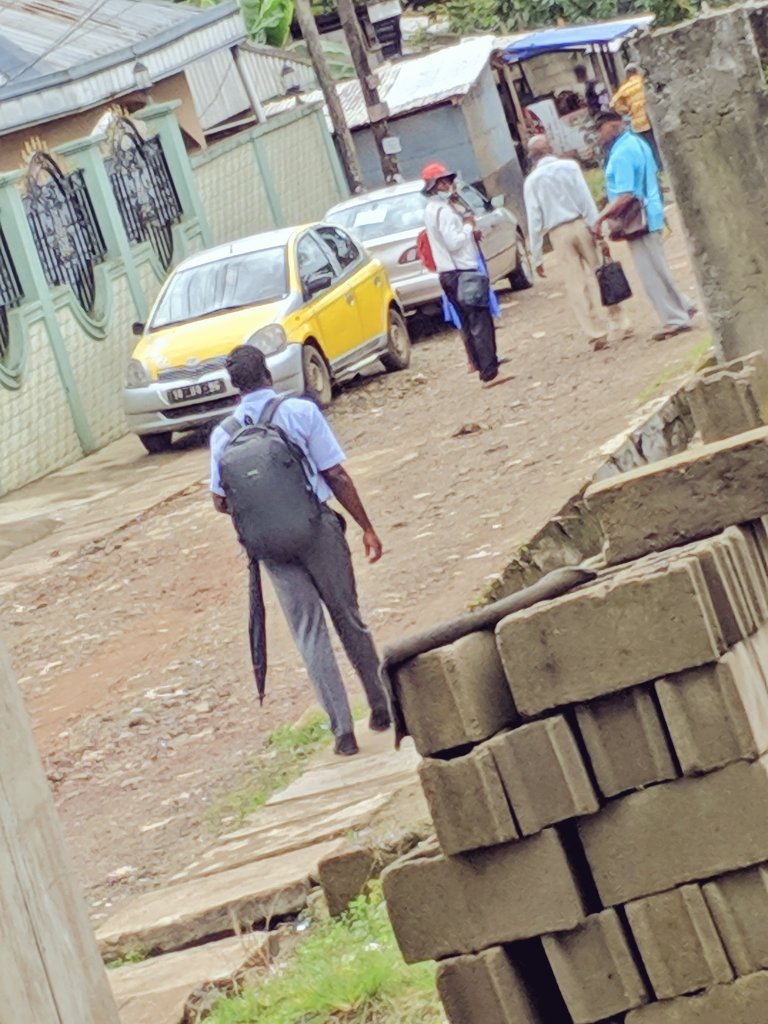 Adesolive's tweet photo. So after looking and searching for so long, the media had given up on the existence and activity of our infamous DSMAX competitors, but joy(🙃na lie ohhh) crept in when I heard a knock on my door, just to walk out and meet the familiar tie tucked in  jehovah #WitnessofGod outfit. https://t.co/Up4pFfNXlZ