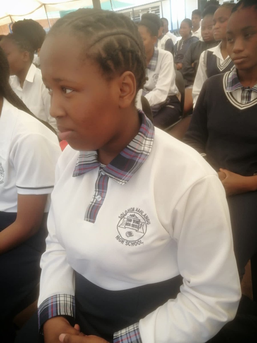 myNSFAS's tweet image. Hey learners, please make your way to Solomon Mahlangu and Phagameng High School in Modimolle, Limpopo. The DM of Higher Education, Mr Buti Manamela will be there with the NSFAS team to assist you with NSFAS applications. Hurry up, your friends are already there!

#NSFAS2023