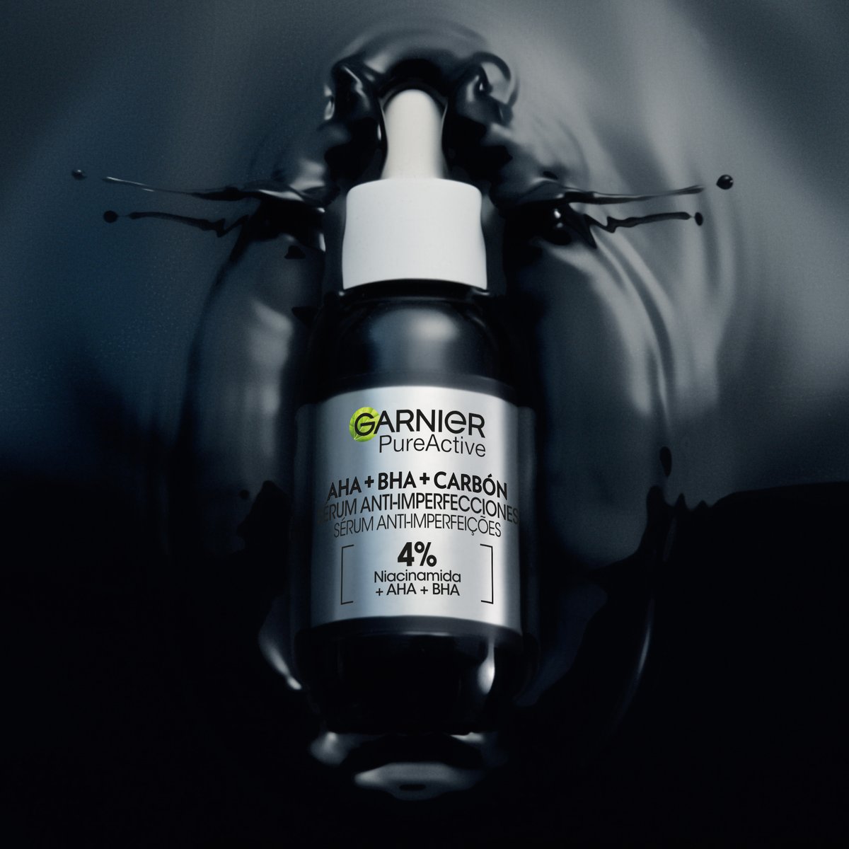 Garnier_es's tweet photo. WOW 🤯 Os presentamos el NUEVO Sérum AHA + BHA Anti-imperfecciones. Nosotros estamos sin palabras 🤩
Que levante la mano 🙋 quién quiera reducir sus granitos, marcas de acné y puntos negros en 4 semanas 💥
#MeQuedaClaroQueFunciona #PureActive #GoGreenConGarnier #GreenBeauty https://t.co/fVCN0PRivv