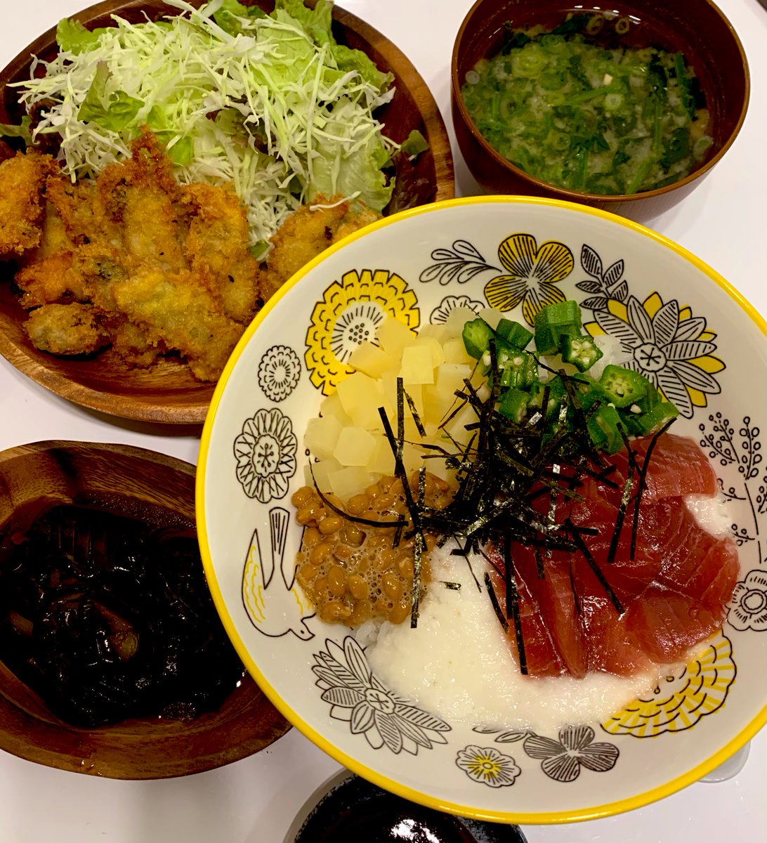 ばくだんとカキフライとなすの揚げ浸しー!ദി  ᷇ᵕ  ᷆  )♡ナス黒〜w 