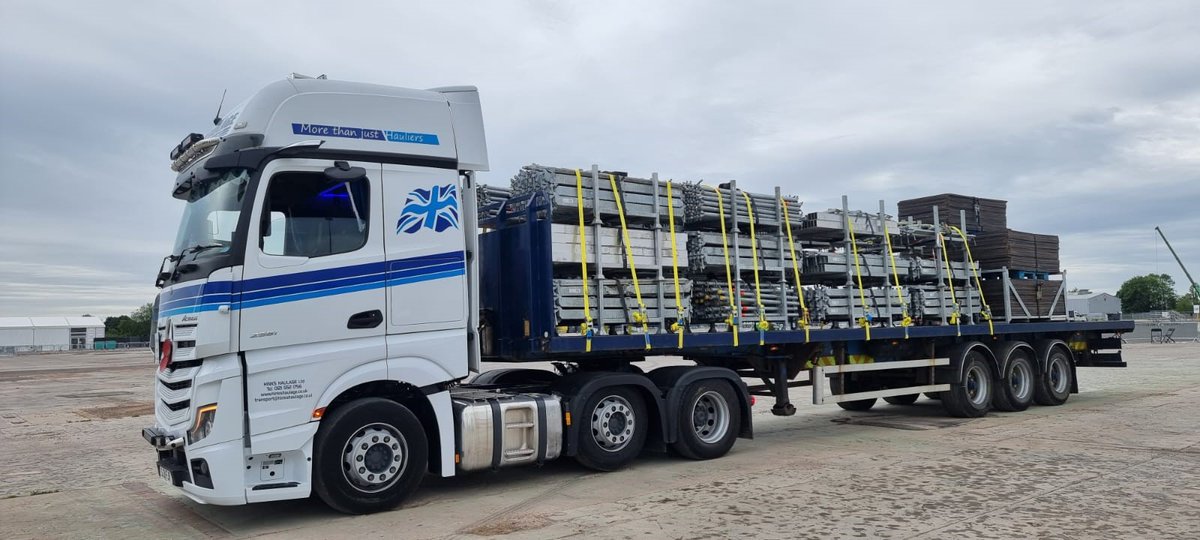 HaulageHinks's tweet photo. #flatbed #transport https://t.co/j9qLp4jnhy