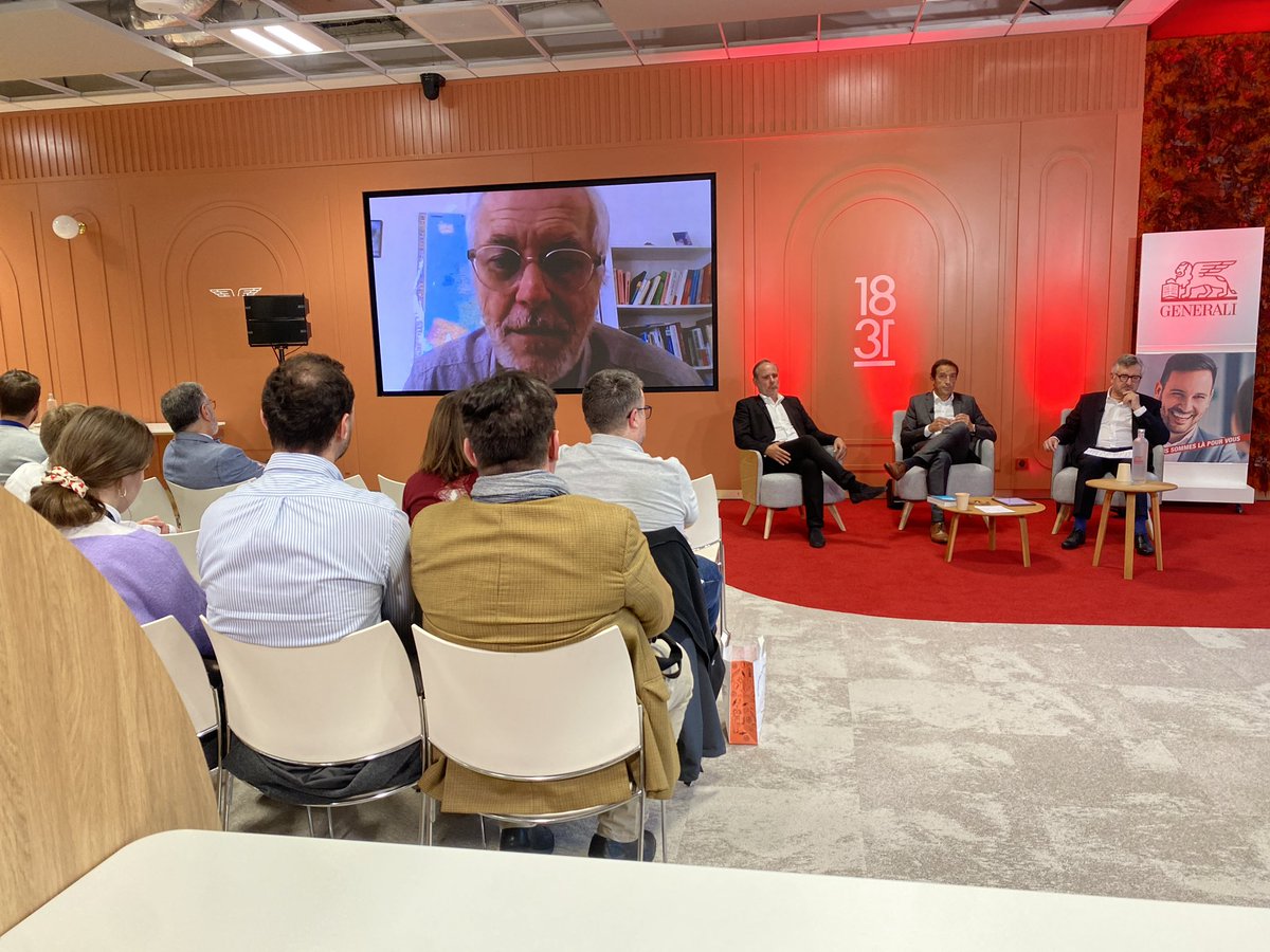 generalifrance's tweet photo. #Generali4climate | "Nous voyons depuis quelques années des phénomènes hors norme comme les records de température. Ils ne sont pas forcément prédits par les modèles."
🎙 @RobertVautard directeur de l’IPSL, directeur de recherche @CNRS
#climat #ClimateEmergency https://t.co/kUOeu6GGva