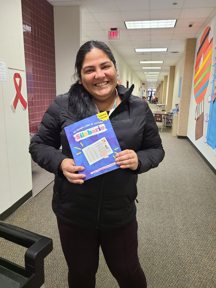 SneedWeRead's tweet photo. Congratulations Ms. Zayas!
Ms. Zayas is dedicated teacher who wrote this Silabario to support their kindergarten students! ❤️ @Aliefsneed https://t.co/5XGOxxAviF