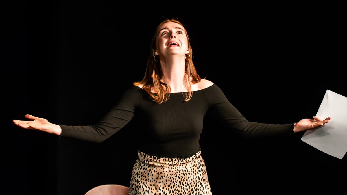 REVIEW: THE PLAY WITH SPEECHES by James Woolf at <a href="/BrocJackTheatre/">Jack Studio Theatre</a>  until 22 Oct 2022 <a href="/OliveAndStavros/">Olive & Stavros</a> 

‘a joyous spoof on thespian tropes’ ★★★ ½ 
 
londonpubtheatres.com/review-the-pla…