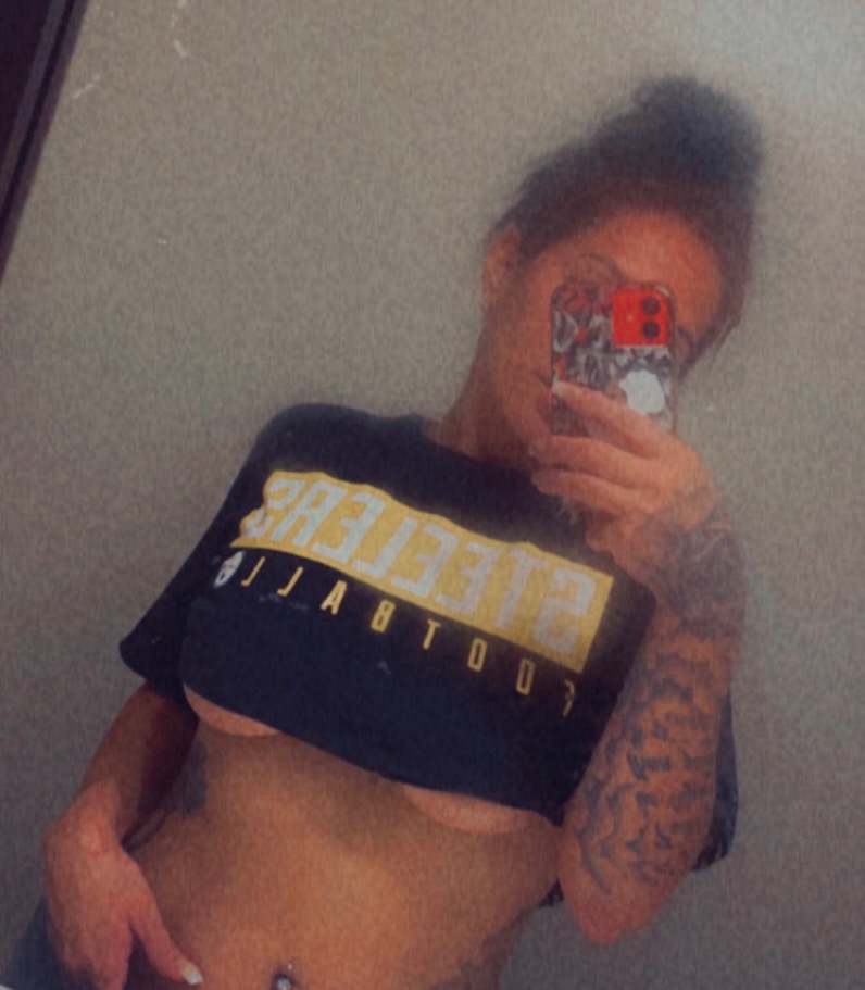 AzMayhem's tweet photo. https://t.co/5yiDJ1IlXT GO SUBSCRIBE, YOU WON'T REGRET!!  #tattoos  #piercedchicks #thiccwoman #milf #onlyfans #arizona #Latina #hotmom #tightbody #sexyaf #lusciouslips #dsl #babygotback #bigtits #shavedpussy #nudes #athletic #gym #newgirl #bush #pubes #darknipples #bigareolas https://t.co/SEXYskFzwF
