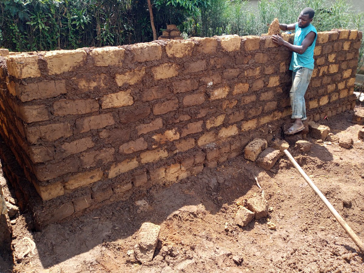 nyckanombe's tweet photo. Nonaha mu murenge wa Kanombe Akagali ka Karama mu mudugudu wa Nyabyunyu Urubyiruko rw'umurenge rukomeje umuganda wo kubakira uwasenyewe n'imvura.
@NYC_kicukiro @KanombeSector @KicukiroDistr @RYVCP_Kicukiro @RYVCP_Kicukiro https://t.co/ENzsvnhzyy