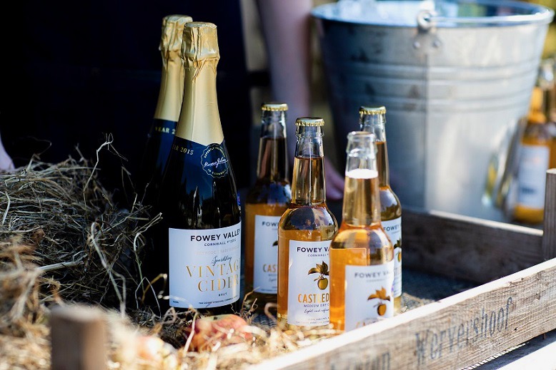 DrinksHand's tweet photo. Fowey Valley Cider, based in Cornwall, has enjoyed a bumper crop of apples this year and they're looking forward to processing them to make more of their fabulous range of ciders. 

Find out more at: https://t.co/2oa5bzPIt2 https://t.co/1kpm93Xj0l
