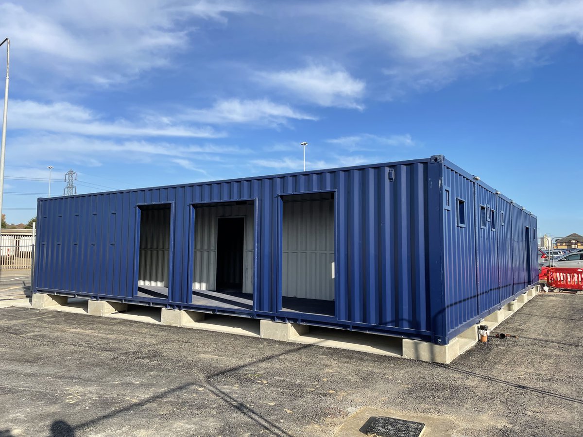 willboxuk's tweet image. ⭐Another great day working with our client @SolentStevedore! Introducing phase one of building a modular office using our Willbox containers. 🏢

 #shippingcontainers  #containers #isocontainers #containerservices  #containersales  #containerconversions