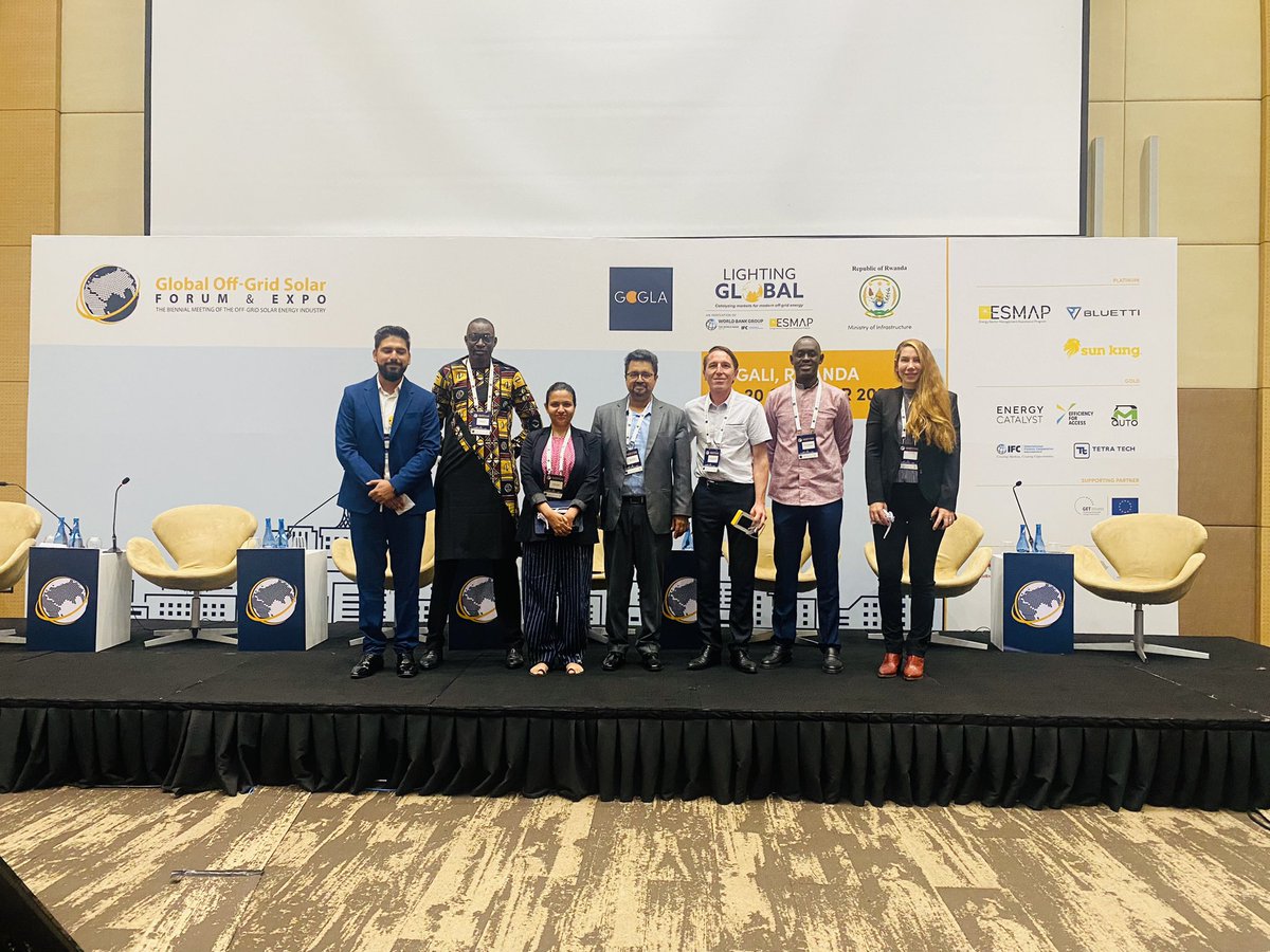 epd_rwanda's tweet photo. Happening Now at the #offgridsolarforum: A session on maximising Economic Impact in the Off-Grid Solar Sector: Job Creation, Company Ownership, Manufacturing and Assembly.

@Richaagoyal @SandayKabarebe @carolina_ines_p @SunKingGlobal @LAGAZEL_SOLAR @WorldBank @ECREEE_ECOWAS https://t.co/ZztNgvM7dM