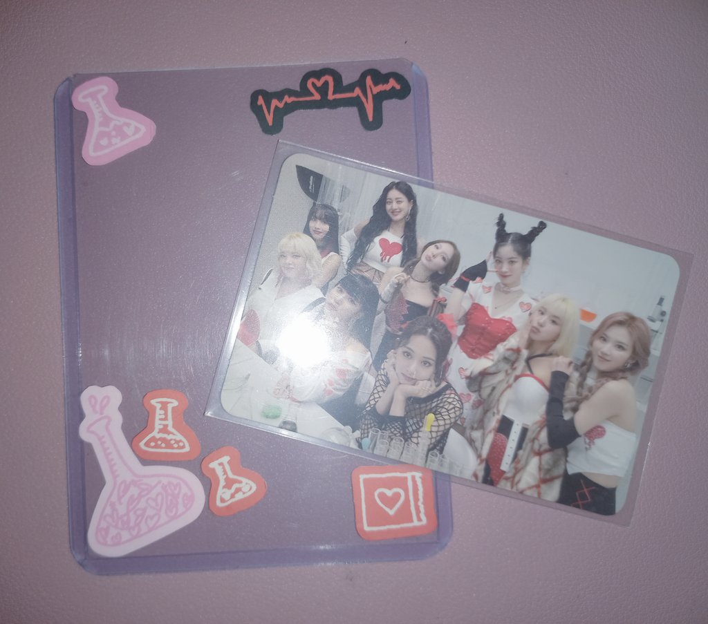 yjwboutique's tweet photo. 💌- @i01mail #01ceipt
hellooo ot9 arrived safely today!! tysm for the free claims poo till our next transaction >< 🫶 https://t.co/INXdoM9o0K