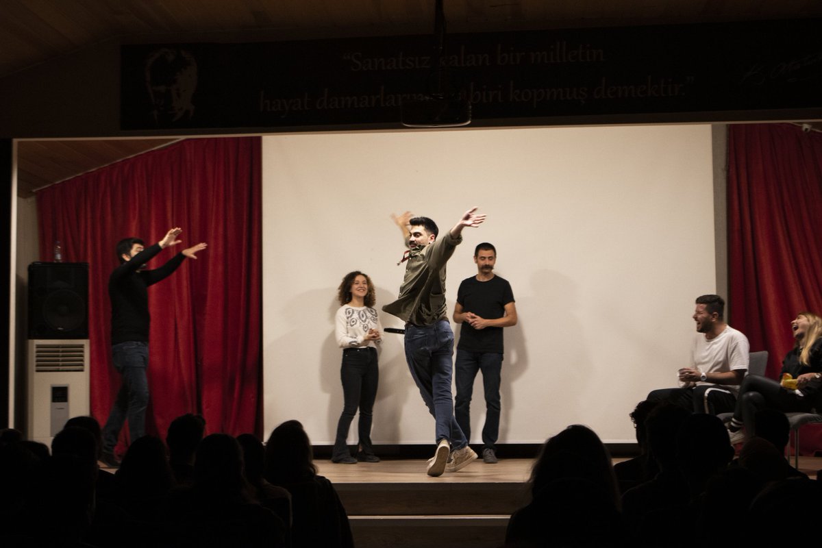 b u   a k ş a m ! #tiyatroalegori