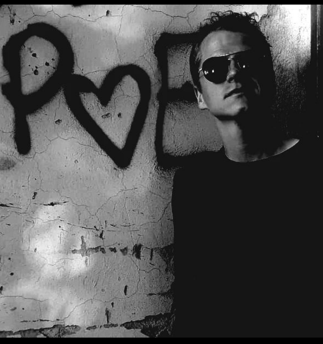 Vincent Heselwood (Eleanorsciolistein) (@eleanorsciolis1) on Twitter photo 