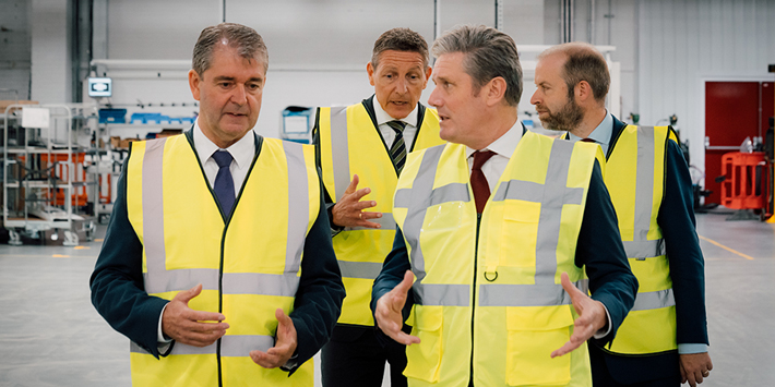 Labour leader Sir Keir Starmer visited @vaillantuk HQ to see the production of its low carbon technology in action. He also gained a clearer view of how government and industry can work in partnership to ensure a transition to low carbon technologies. bit.ly/3g9af5O