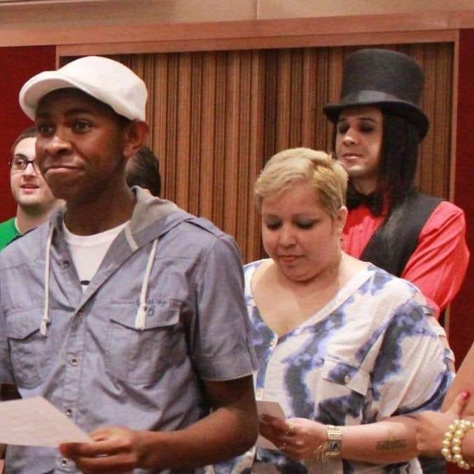 meltedvideos's tweet photo. Foto rara de Tyler, the Creator, P!nk e Brandon Urie https://t.co/DLeB0aVAAv