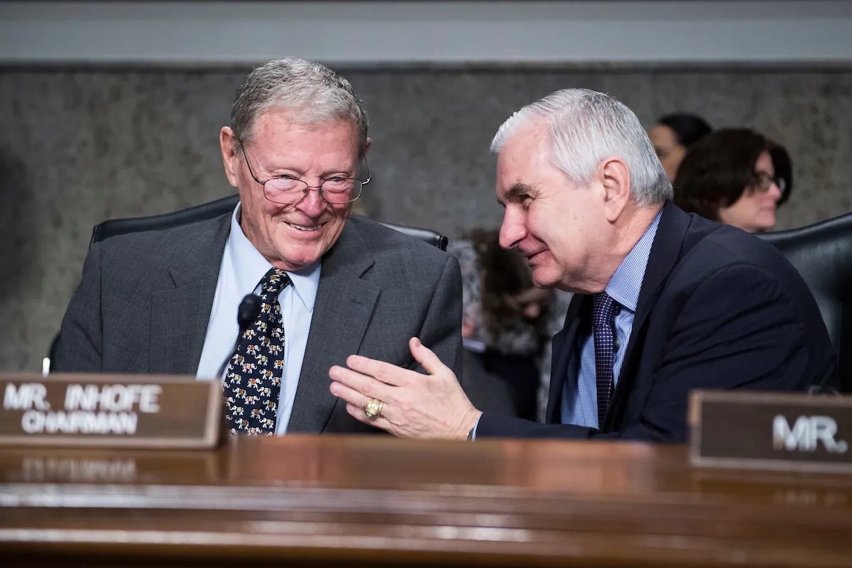 In an amendment to the annual National Defense Authorization bill, the Senate Armed Services Committee’s Democratic chairman, Jack Reed, and the ranking Republican committee member, Jim Inhofe, proposed to increase US procurement of long-range missiles such as the HIMARS 10x.