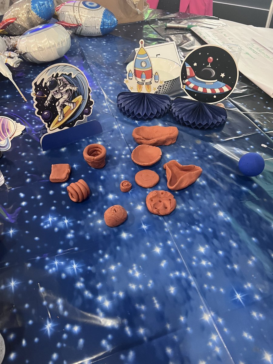 Kierakmo's tweet photo. Our cafe conversations went to another level today ๐๐ฉโ๐ fantastic to talk about what matters @NHSC_NI event #NICON22 #spacetheme #socialprescribing @AccessElemental #workingtogether #joinedupapproach https://t.co/hkoaTZJcWx