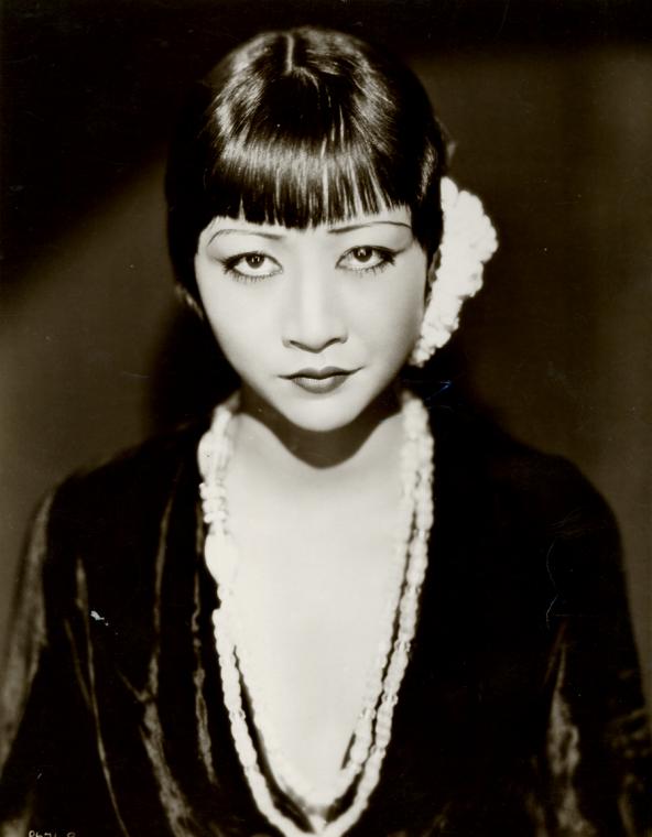 dpla's tweet photo. The @usmint will soon ship the first U.S. currency honoring an Asian American. The coins will feature actress Anna May Wong, who spoke out about racism in Hollywood + was an early advocate for more representation + equal pay in films.   📷 :  @nypl via https://t.co/c8kVFaU5wm https://t.co/dWXeI8HDFh