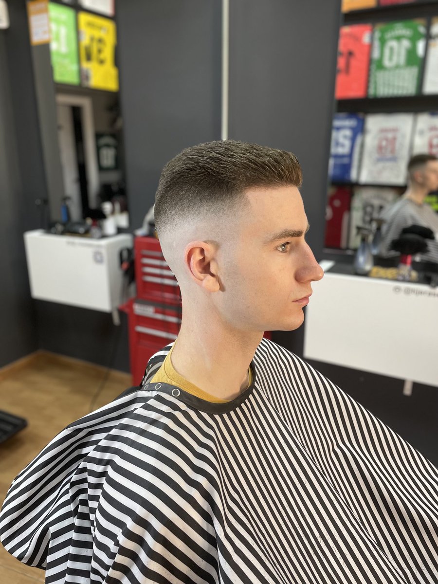 JESULI ⁦<a href="/jesulirodriguez/">Jesuli Rodríguez</a>⁩
HAIRCUT <a href="/tijerasdetriana/">TIJERASdeTRIANA✂💈</a> ✂️💈

tijerasdetriana.com