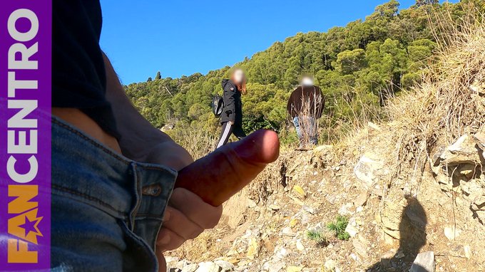 New dickflash adventure in my fancentro. This cute bitch can't stop to watch my erection...  https://t<a href="/tag/exhibtionism"class="tags"><span>#exhibtionism</span></a><a href="/tag/dickflash"class="tags"><span>#dickflash</span></a><a href="/tag/riskypublic"class="tags"><span>#riskypublic</span></a><a href="/tag/riskyplay"class="tags"><span>#riskyplay</span></a>