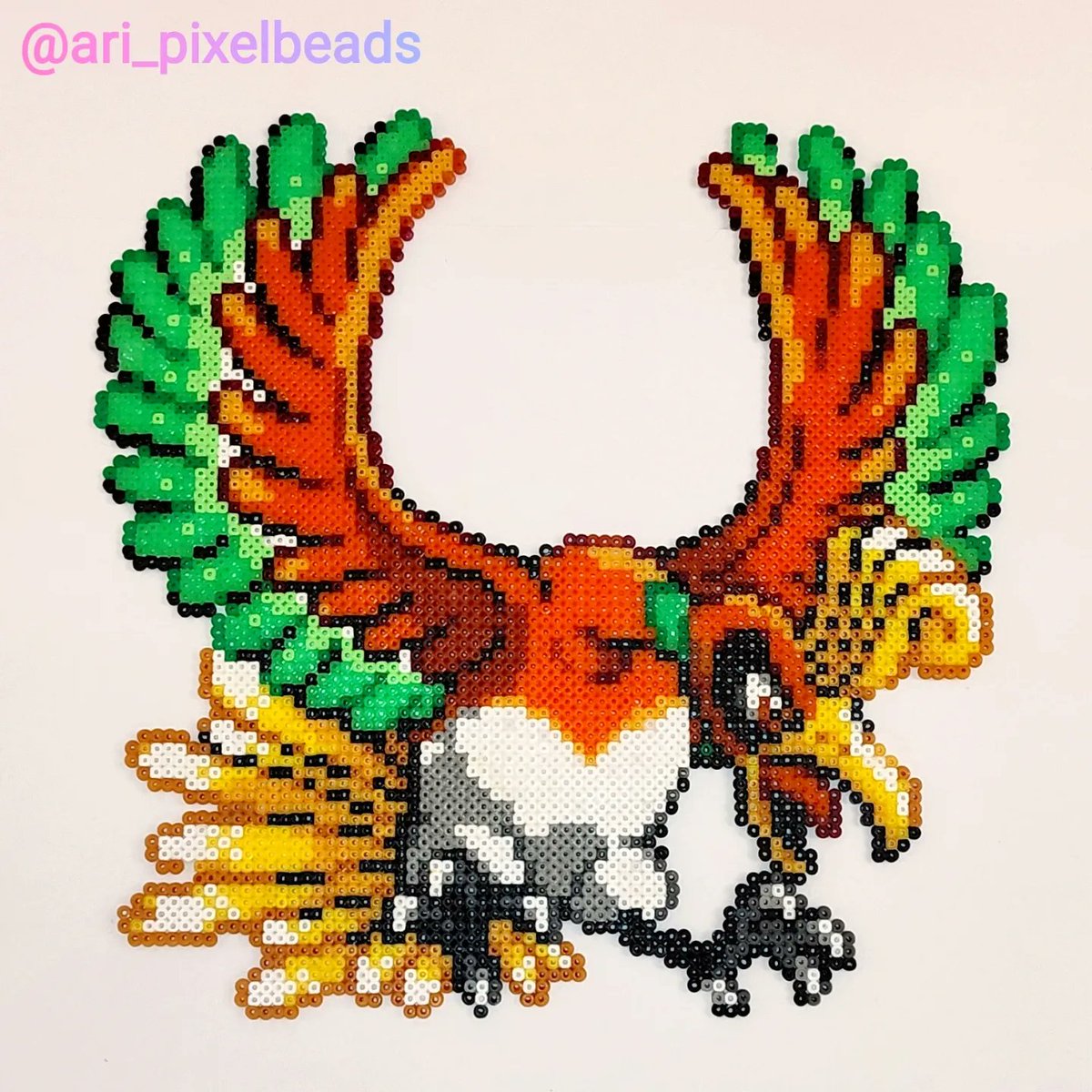 AriPixelBeads's tweet photo. Ho-Oh y Lugia
Pokémon de segunda generación.
🛒Link de la tienda en mi perfil
#HoOh #Lugia #PokemonEscarlataPurpura #pokemonGo #pokemonoro #pokemonplata #hamabeads #perlerbeads #pixelart #artesania https://t.co/6XVTecaroz