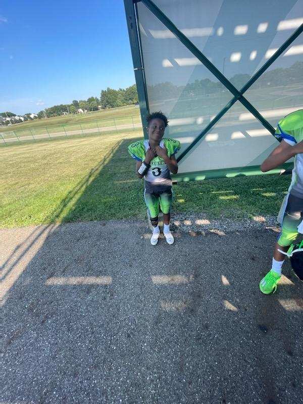 DorianCannon5's tweet photo. Runs in the Family Lele I know you're proud of your boys💪🏿🙏🏾🙏🏾❗❗ we miss you down here sis #LLAG🕊️ #KING #AND #ELI 🏈🇧🇸 https://t.co/6ZV0QYtjSI