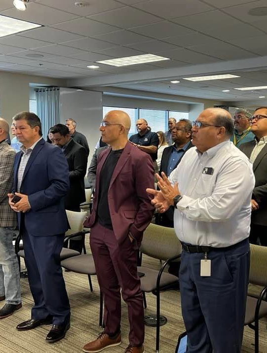 vidal_muniz's tweet photo. Pastores sirviendo a los pastores

Privileged to lead chapel with my brothers at @TexasBaptists on Monday.

📸 Pablo Juarez

#losbautistasdetexas 
@BaptistsEn 
-
-
-
-
#chapel #texasbaptists #bgct #hispanicheritagemonth #celebration #family #friends #pastors #church #gospel https://t.co/LJGcMReTlA