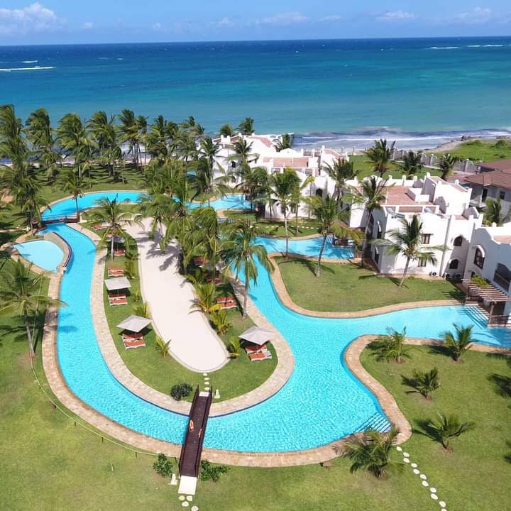 BontelSafaris's tweet photo. Kilifi paradise😍 @SilverPalmBofa https://t.co/0eAIoSwkub
