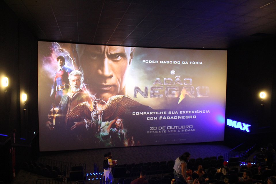 MegaHeroOficial's tweet photo. ⚡️Ontem (18/10) o Mega Hero promoveu junto com a Espaço Z e WB a pré-estreia de #AdaoNegro em Salvador e foi incrível!

Não deixem de conferir o filme nos cinemas (e na melhor sala possível). https://t.co/qi5u9VnFSq