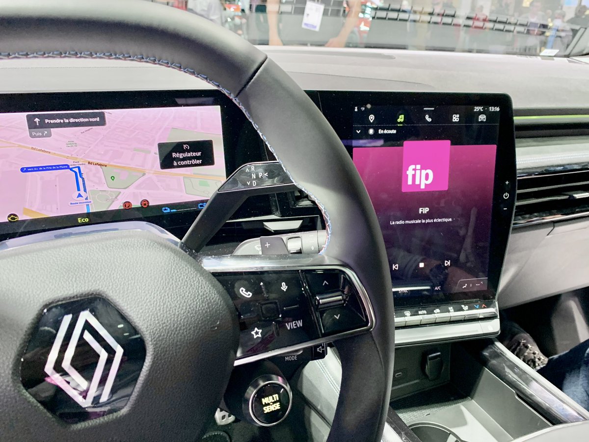 Radioplayer was at the Paris Motor Show. Our French MD <a href="/ylegarson/">Yann LEGARSON</a> helped our partners <a href="/renaultgroup/">Renault Group</a> demonstrate the ‘Radioplayer for Renault’ app in their new electric Megane and Austral vehicles. Very impressive tech!