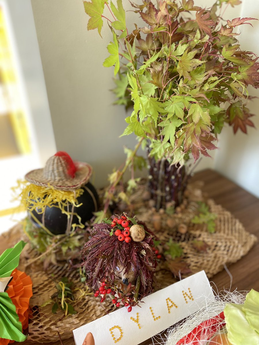 HIS_larisamirza's tweet photo. @HIS_Moldova celebrates #GoldenAutum 6E students made a #fallscarecrow stuffed with dry leaves and enjoyed autumn #fingerpainting activity and many more… https://t.co/rCVJnREHGa