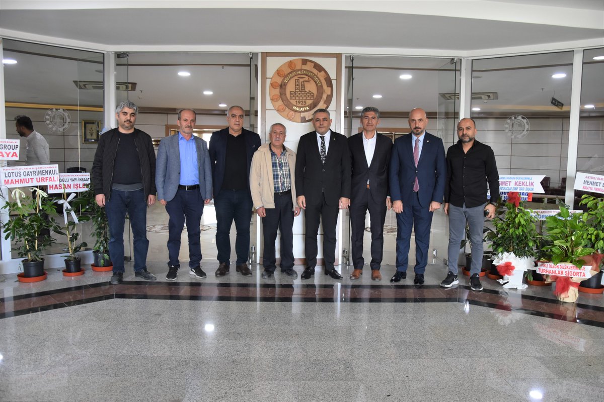 🟩Tebrik ziyaretleri için #Malatya Radyocular Derneği Başkanı Sinan Cavlak ve yönetimine teşekkür ediyor, başarılı çalışmalarının devamını diliyorum.

<a href="/sinancavlak/">Sinan CAVLAK</a>