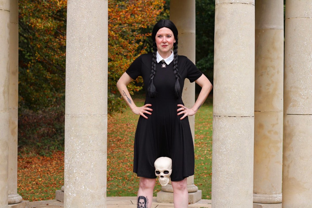 baldtreehugger's tweet photo. The last twit that messed with me during a shoot 🤣 #wednesdayadams #ukmodel #cosplayer #independentmodel https://t.co/AmfoPTqrC6