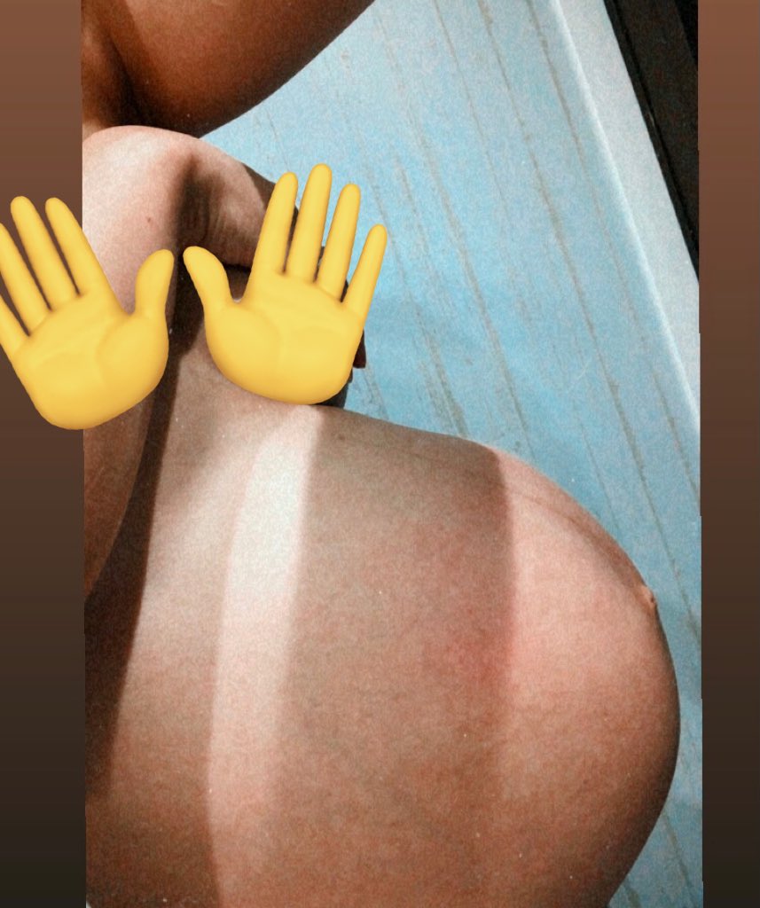 EmNm6g's tweet photo. ちょっと下に降りてきたね❣️
助産師さんから運動しなさいって厳しく言われ���から🥲

ここ最近マタニティダンス、ヨガしたり
���いたり、スクワットしたり…😵

頑張れば頑張るほどお産が楽って言ってたからラストスパート‼️

目指せ気持ちいい出産よ🔥🔥🔥

あとちょっとで会えるの楽しみ😭💘 https://t.co/v01INhikSX