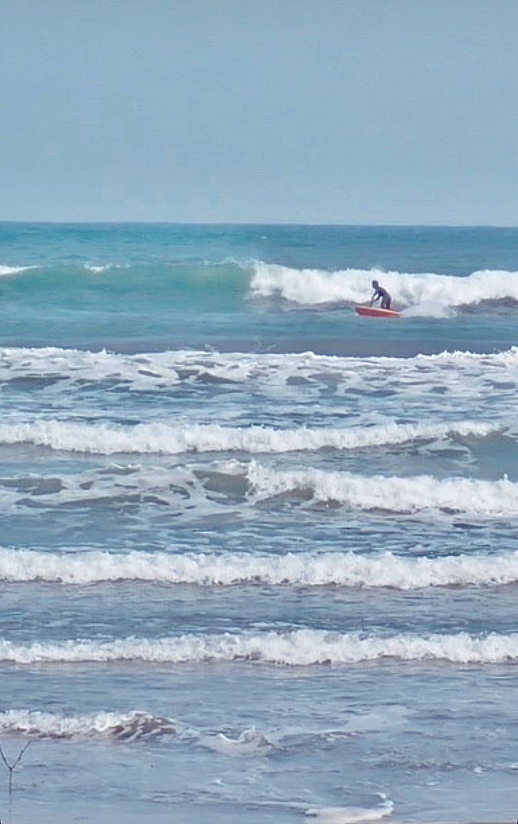 024tsujii's tweet photo. 宮崎SURFTRIP
素晴らしい波に感謝🙌

#sup #波乗り #surfing https://t.co/Inia3WCxGh