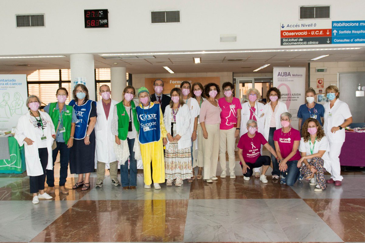SonLlatzer's tweet photo. Avui #DiaMundialDelCancerDeMama volem recordar la importància de la prevenció i el diagnòstic precoç per lluitar contra aquesta malaltia per això hem tingut taules informatives amb les associacions i amb part de l’equip de @enfermeriahusll del servei de @ginesonllatzer https://t.co/byoS8BdnMj