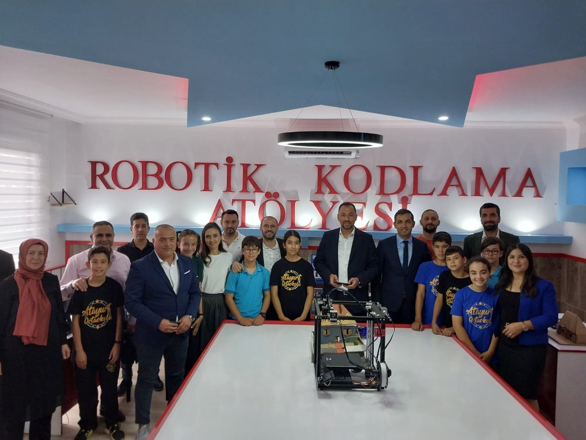 🇹🇷🇹🇷 Mersin/Silifke Atayurt Ortaokulu 🇹🇷🇹🇷
OYGM Yönetici hareketliliği programı kapsamında Silifke Atayurt Ortaokulu evsahipliğinde İstanbul'dan Okul Müdürleri ile farklı eğitim ve öğretim uygulamalarının incelenmesi.