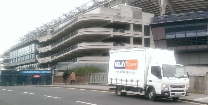 RelayExpressLtd's tweet photo. Transporting Larger Items? No Forklift? No Problem!
Our tail lift delivery service is ideal for pallets or oversize boxes.Available within Dublin city &amp; county &amp; nationwide. Curtain sided for easy forklift access. visit https://t.co/puwwdfxJKB for a quote #dublincourier #delivery https://t.co/yNP1INDEPn