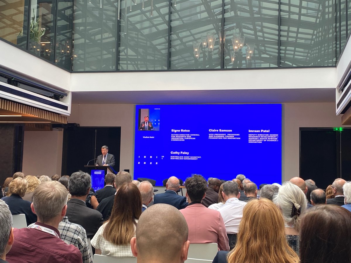 CZELO_Brussels's tweet photo. 🔬🇨🇿@VladimirBalas Minister of @msmtcr opening a major worldwide event on #research infrastructures @icri2022! The three-day conference will be adressing various topics such as role of #RI in #covid19, #climate change mitigation & twin #transition of our societies and economies! https://t.co/pXDrDakIXQ