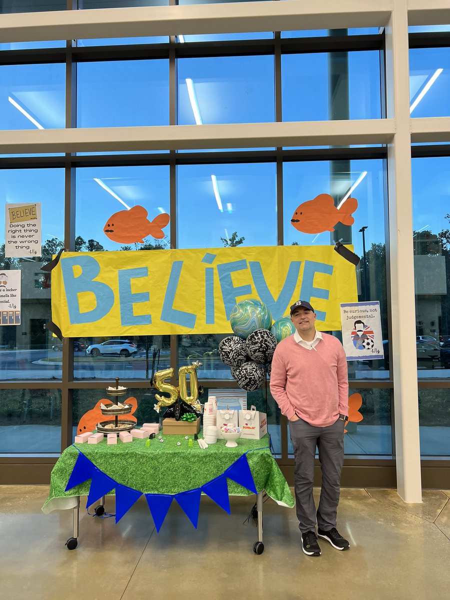 CoachLDaniel's tweet image. Happy Birthday to an amazing boss @dhayesforsyth You have created an amazing environment @ForsythAcadGA Hope you have a wonderful day.