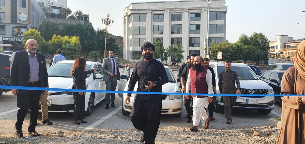 BakshProperties's tweet photo. Soil Testing &amp; Project Inauguration Ceremony of Avenir.
For more information please contact:
Phone Number: +92 331 1111 789
UAN: 051 111 789 111
Website: https://t.co/LQtXtLnB4l
#avenir #baksh #future #investinfuture https://t.co/Cmkc58E3tp
