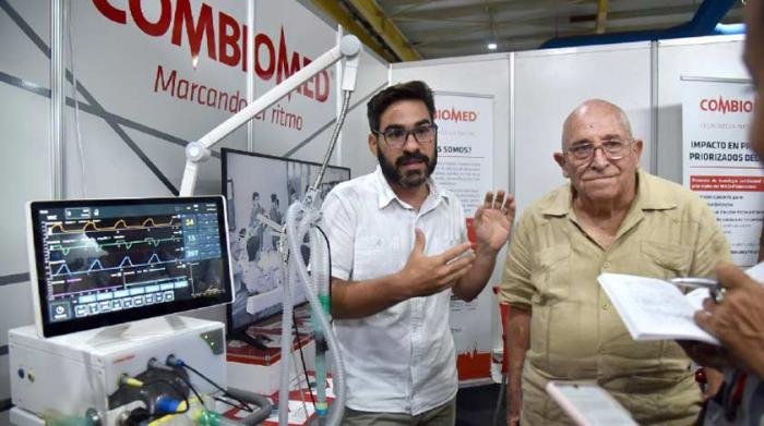 CubAlejandrita's tweet photo. #Cecmed autorizó el uso clínico del equipo ventilatorio de altas prestaciones #Combiovent, primero de su tipo que se fabrica en el país, desarrollado por la Empresa #Combiomed, perteneciente a #BioCubaFarma. https://t.co/AWbHkOEPrx