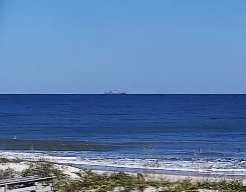 WarshipCam's tweet photo. USS Milwaukee (LCS 5) Freedom-variant littoral combat ship leaving  Mayport, Florida - October 18, 2022 #ussmilwaukee #lcs5 https://t.co/5Xblg4R4Jo