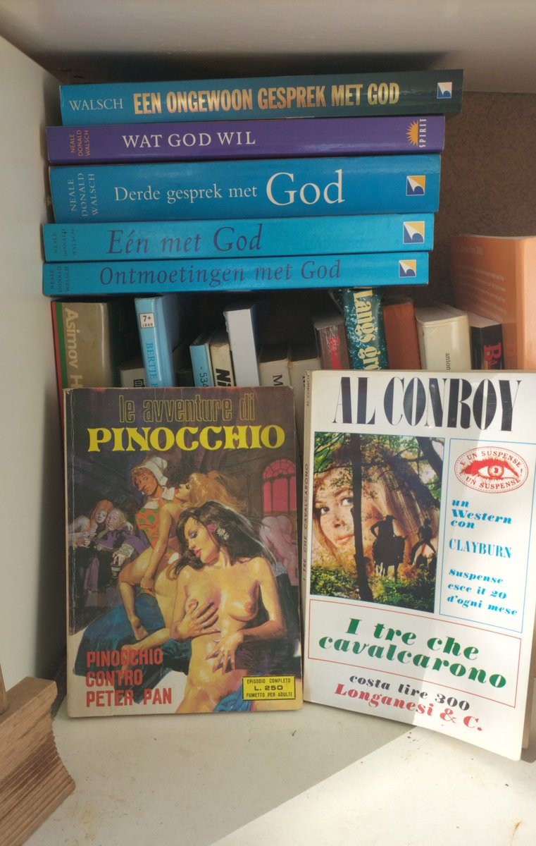 Sampfan's tweet photo. #voorelkwatwils sexy #pinocchio #talkwithgod this is not how I remember Pinocchio ๐#streetlibrary update #betondorp https://t.co/2B7JNEzM6p