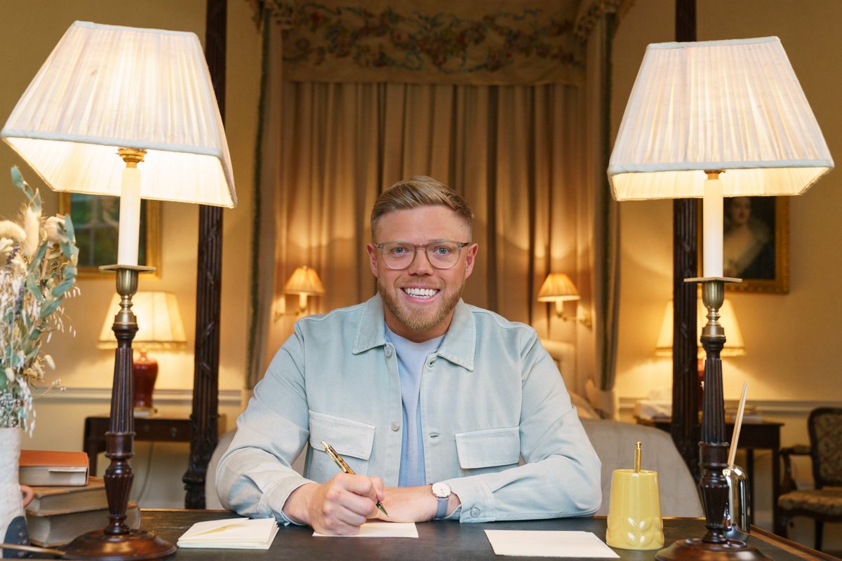 💘Join @robbeckettcomic TONIGHT on Unbreakable 💘 Testing celebrity couples using the five key pillars of a relationship: trust, honesty, understanding, patience and communication... Let's see how this goes 👀 Watch at 9PM on @BBCOne - bbc.in/3gmbmzn