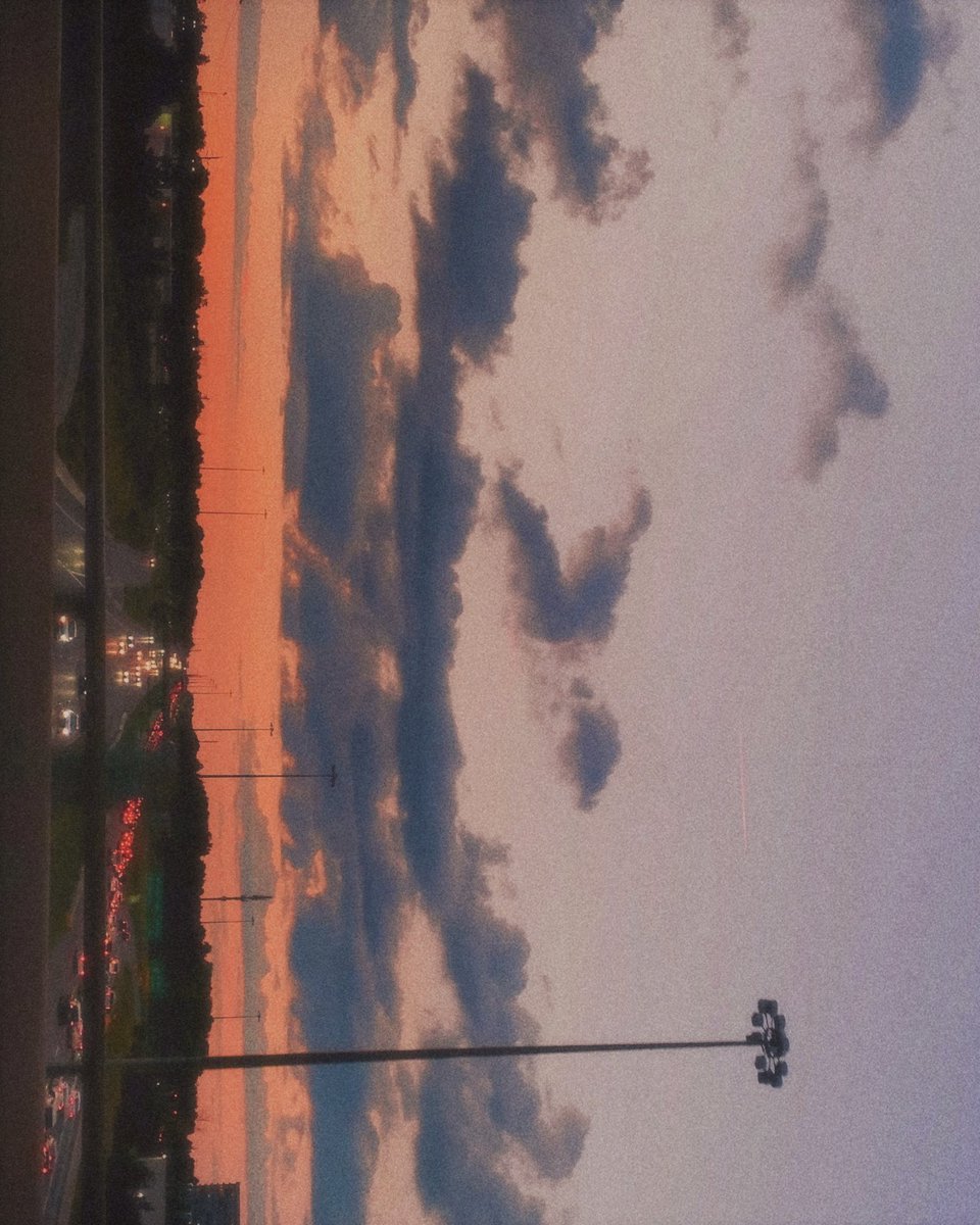 4U3G0's tweet photo. linear https://t.co/zVUWODPhF8